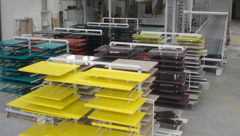 Verniciatura mobili e ante per cucine mobilificio pontoni